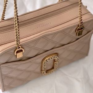 Marc Jacobs Quilted Shoulder Bag in Beige with Gold Accents